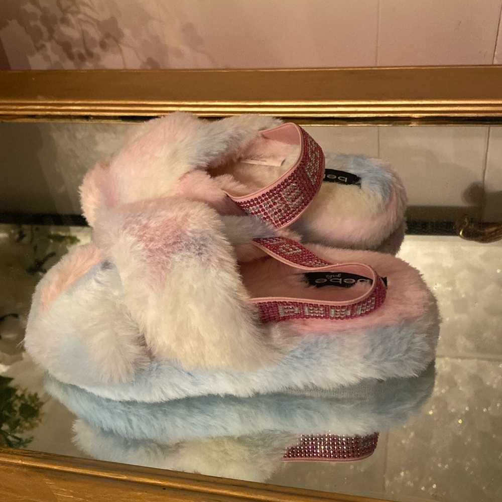 Gently used girls slippers